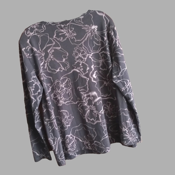 Simply Vera Wang Floral Print Longsleeves Top - Picture 2 of 5